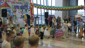 украсить детский праздник воздушными шарами
